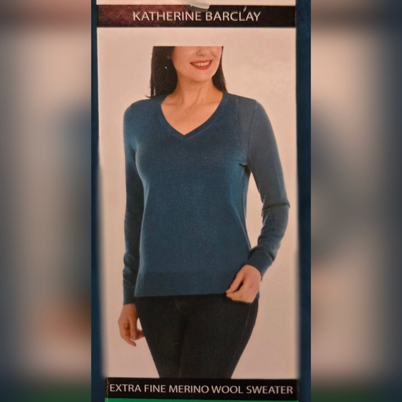 NWT, KATHERINE BARCLAY Women's Blue V-Neck Merino Wool Sweater.Size XL - Picture 11 of 11
